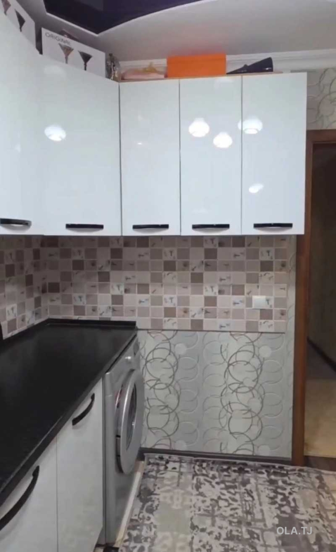 3 комнатная квартира, 3 этаж, 76 м²