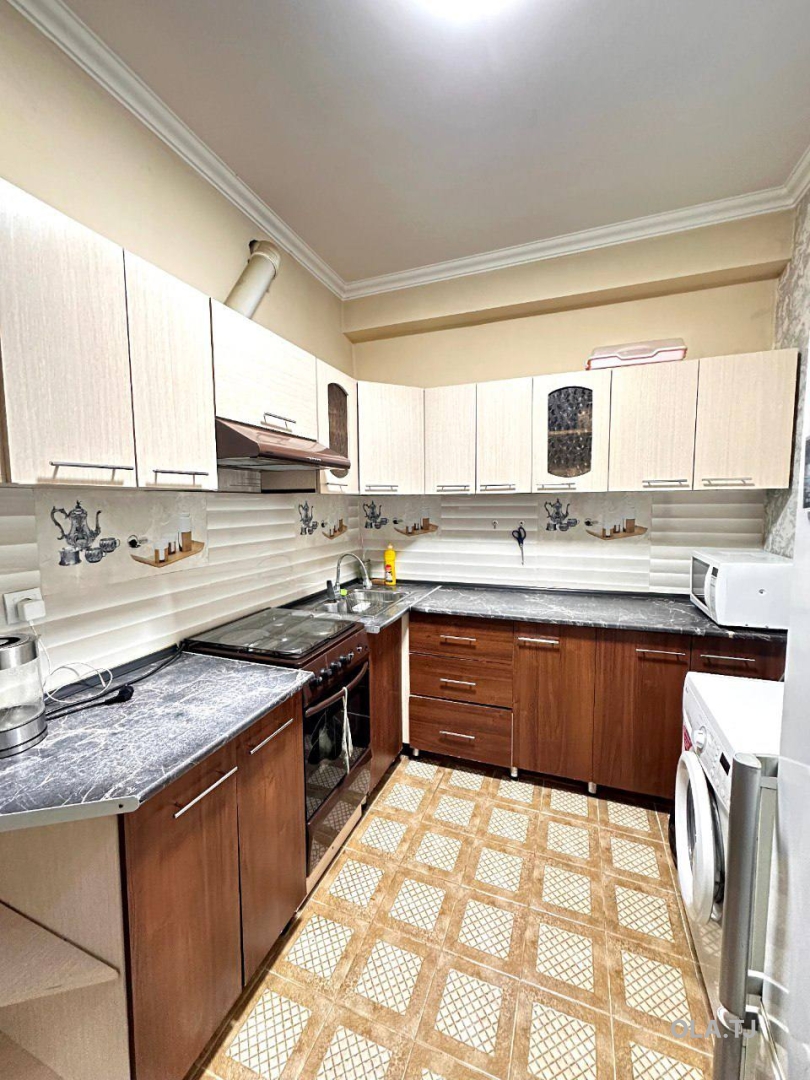 2 комнатная квартира, 13 этаж, 60 м²