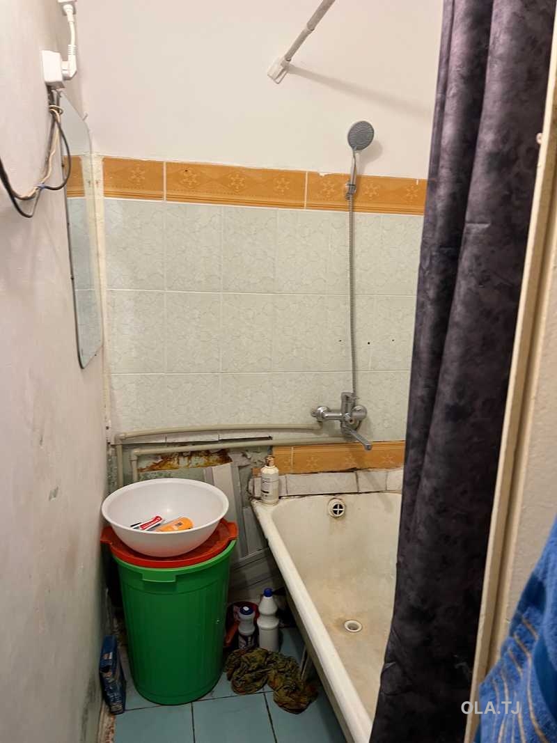 4 комнатная квартира, 2, 94 м²