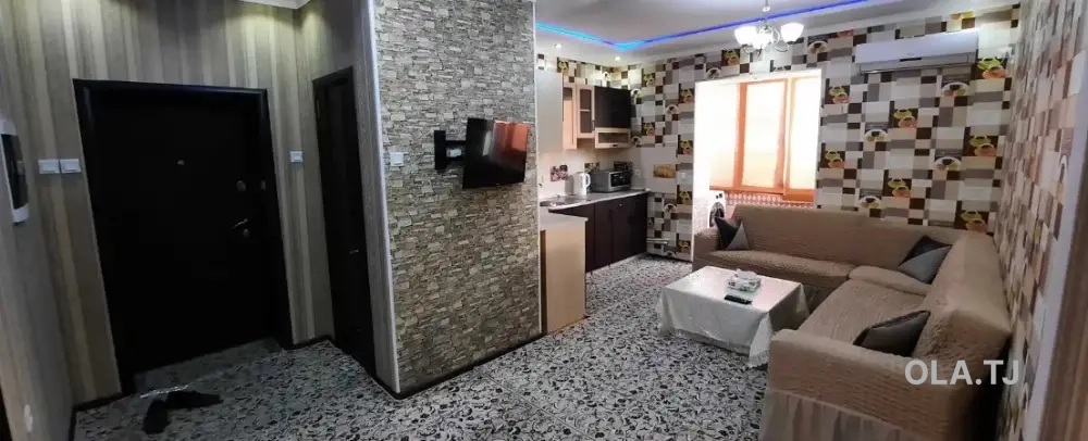 3 комнатная квартира, 2 этаж, 100м²