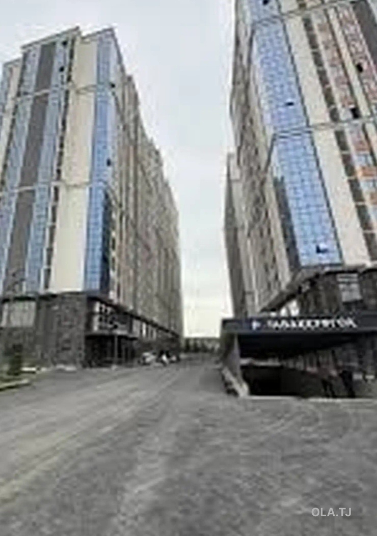 3 комнатная квартира, 16 этаж, 145 м²