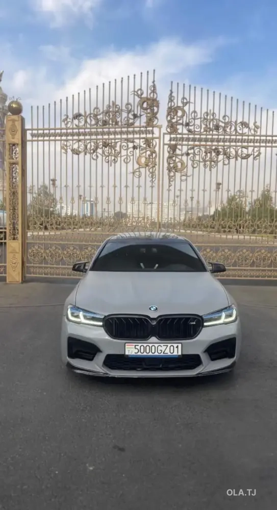 BMW 5 серия,  2013