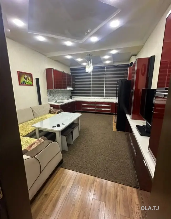 3 комнатная квартира,  этаж, 100 м²