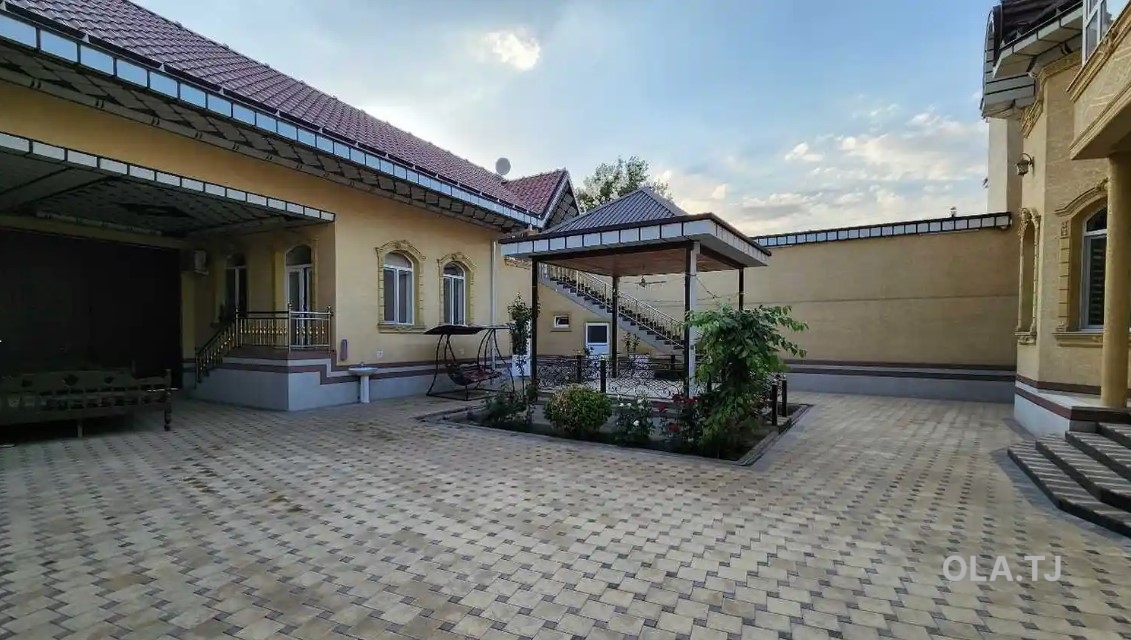 Дом (хавли), 7 комнат, 2 эт
