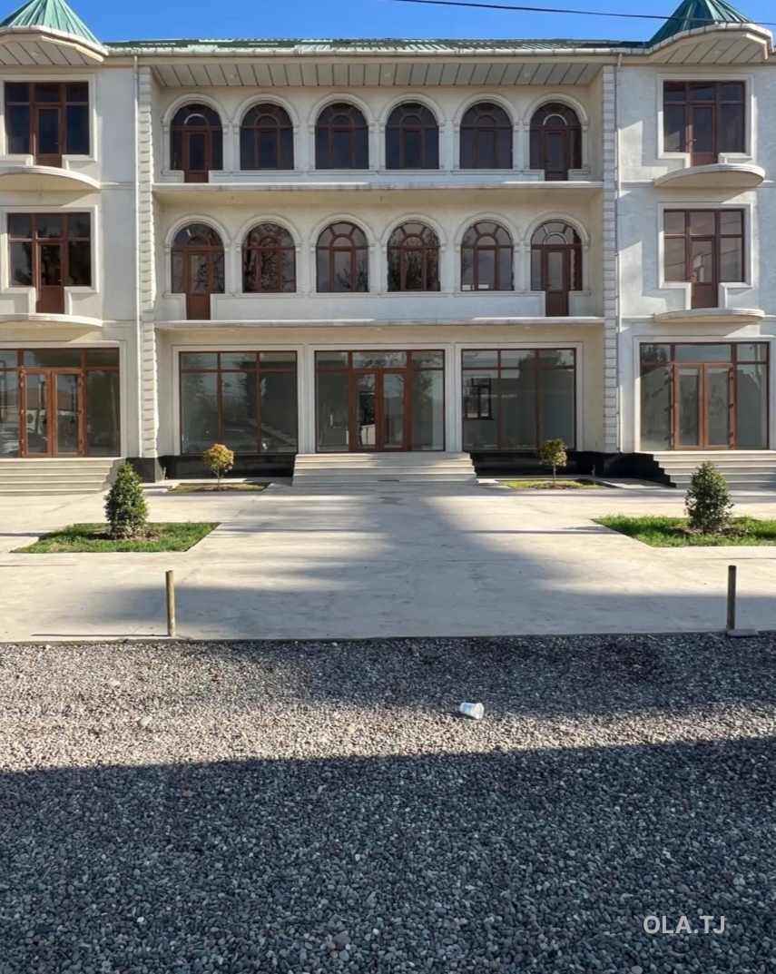 Офис в аренду, В жилом доме, 360 м²