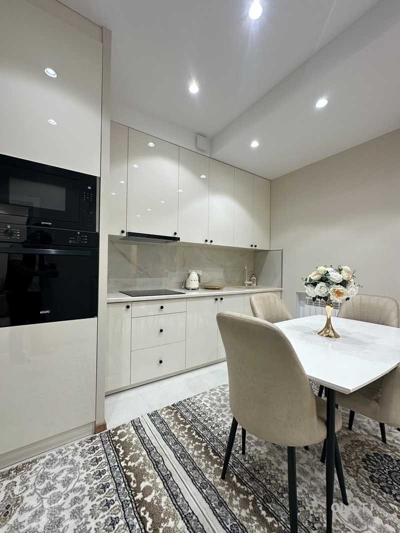 2 комнатная квартира, 7 этаж, 60 м²