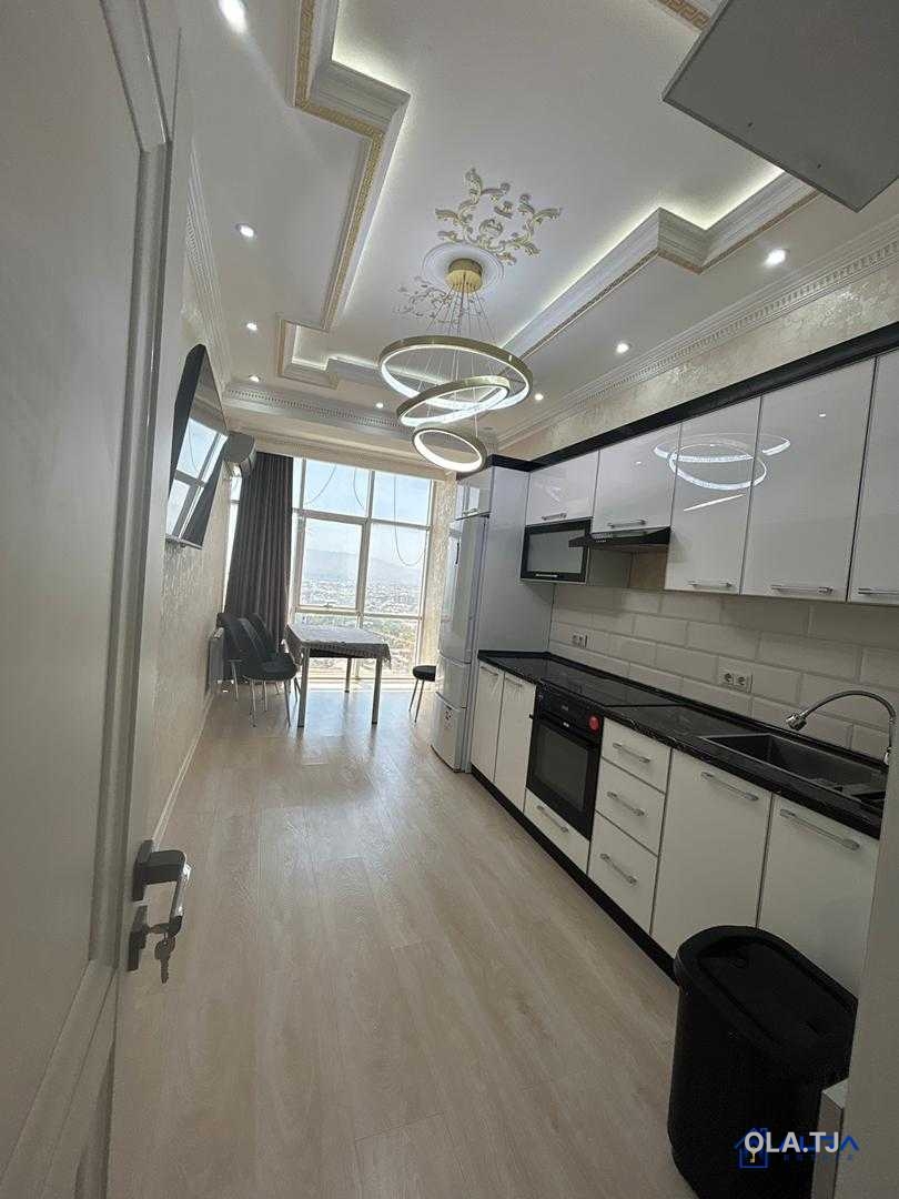 3 комнатная квартира, 20 этаж, 128 м²