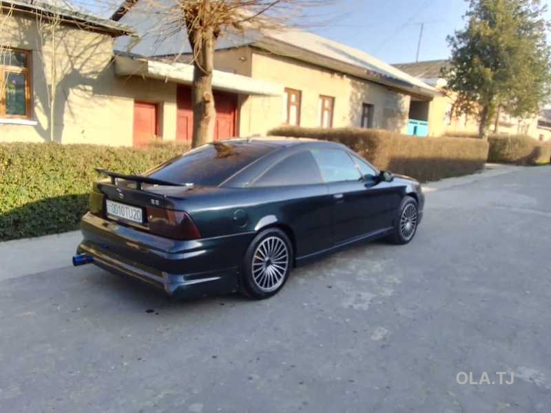 Opel Calibra,  1993