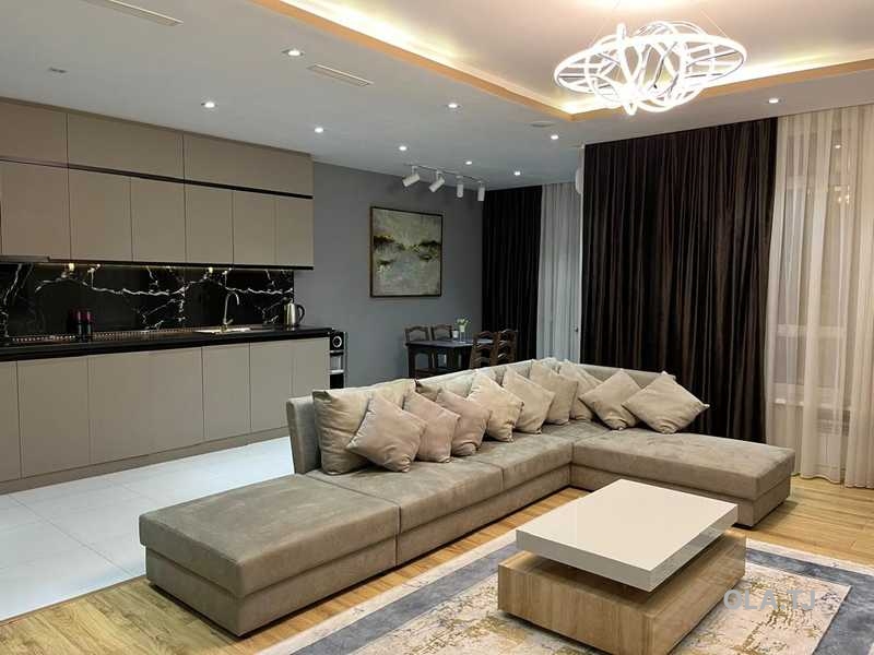 1 комнатная квартира, 10 этаж, 100 м²