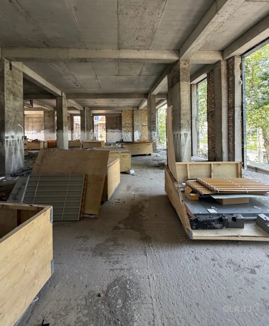 Помещение под свободное назначение, 400м², Фирдавси Казинои Саидшох