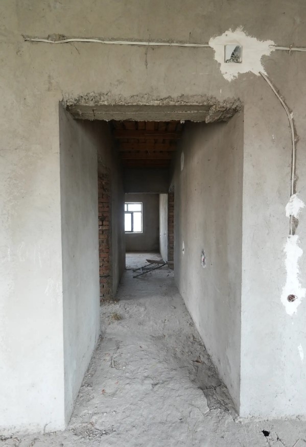 , 8 комнат, 2 эт