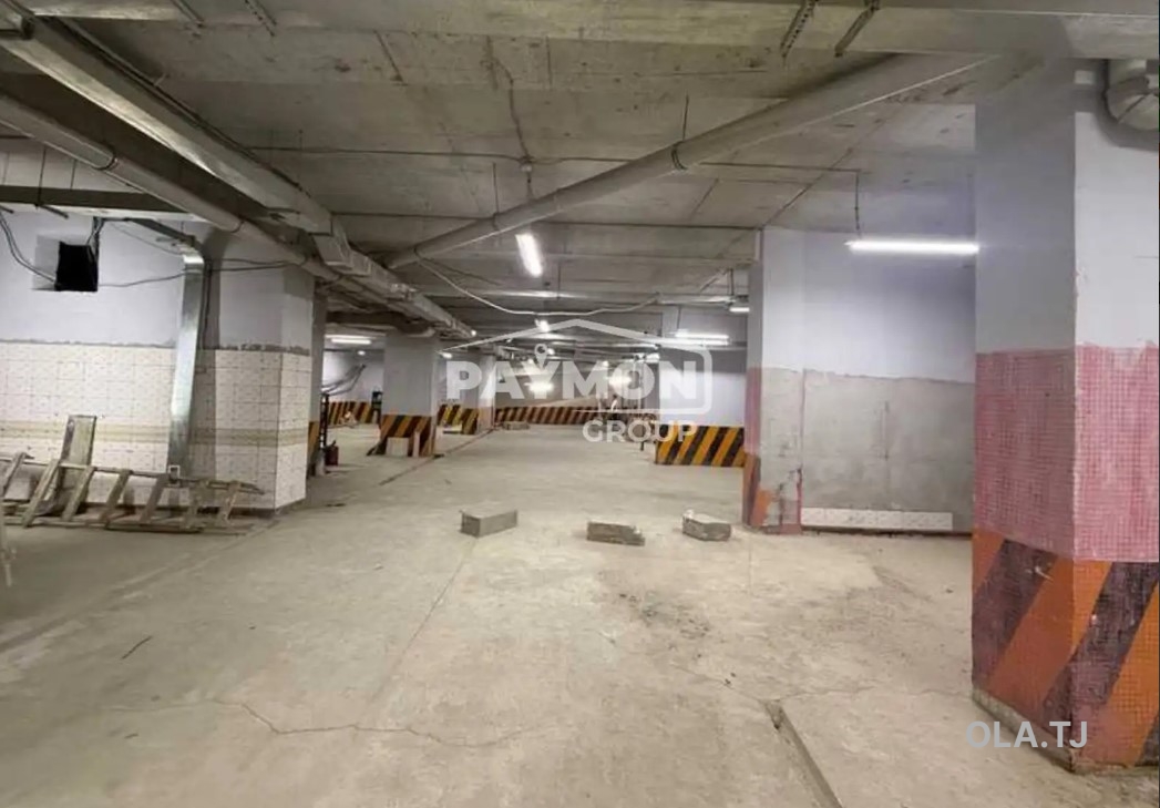 Помещение под свободное назначение, 300м²