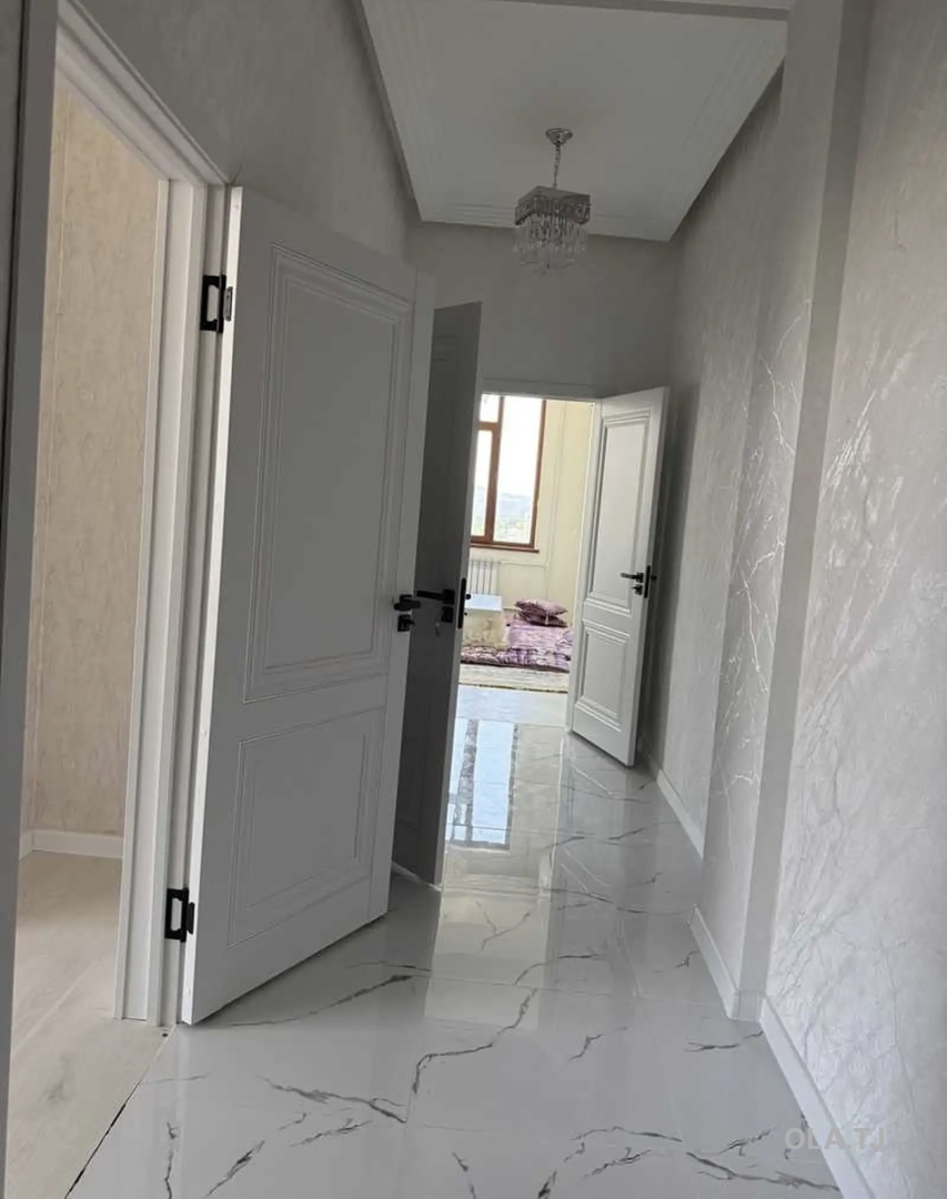 3 комнатная квартира, 13 этаж, 90 м²