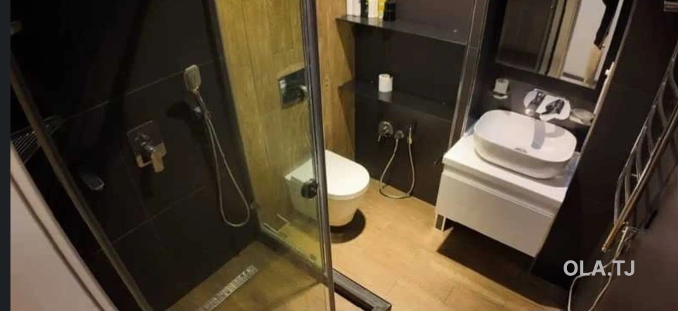 4 комнатная квартира, 13 этаж, 177 м²