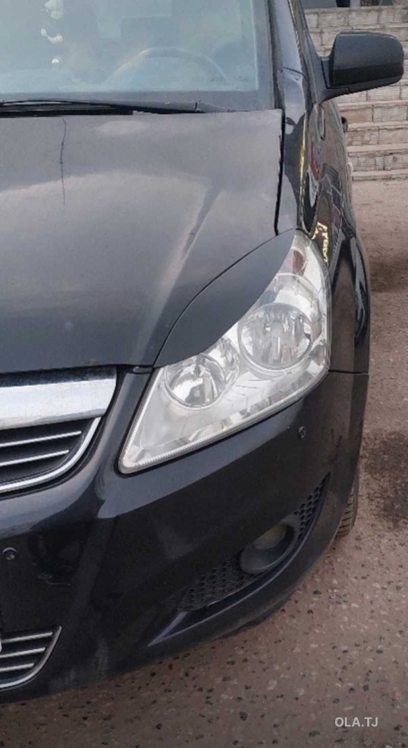 Реснички на Opel Zafira B