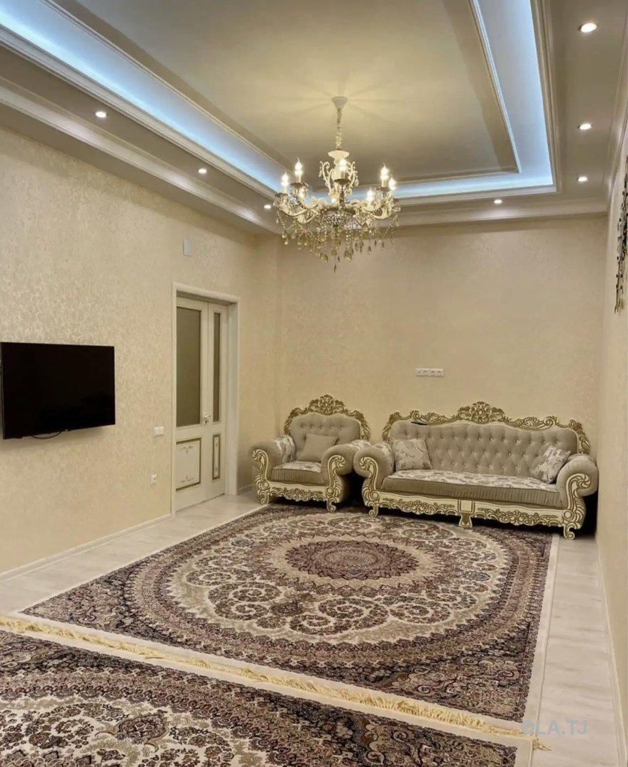 3 комнатная квартира, 5 этаж, 105 м²