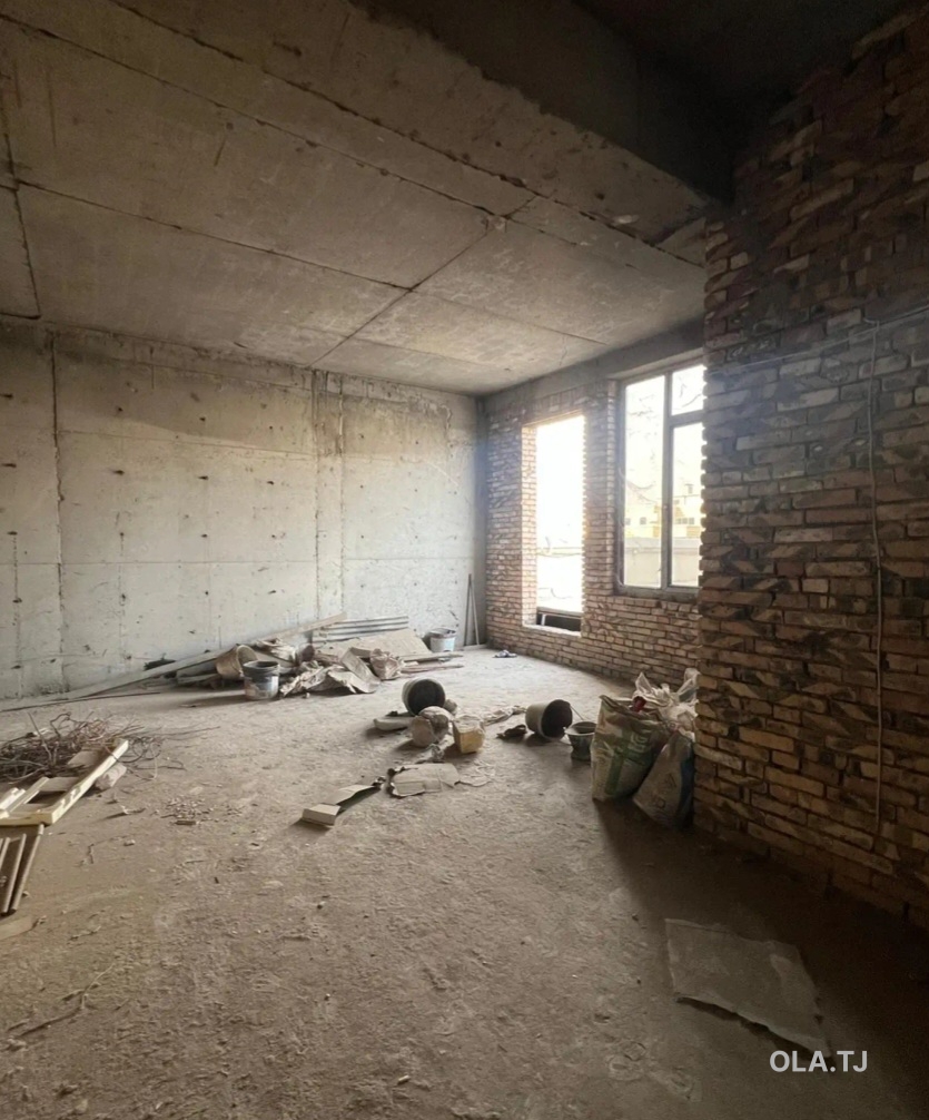 4 комнатная квартира, 17, 545 м²