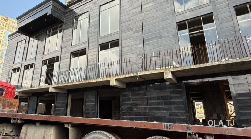 Помещение под свободное назначение, 900м², Мехргон