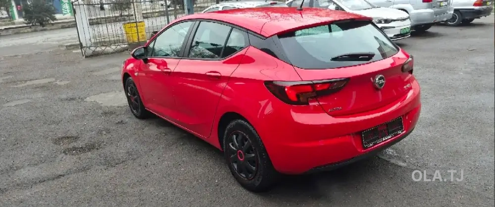 Opel Astra J,  2015