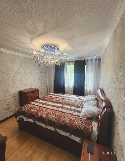 4 комнатная квартира, 2 этаж, 81 м²