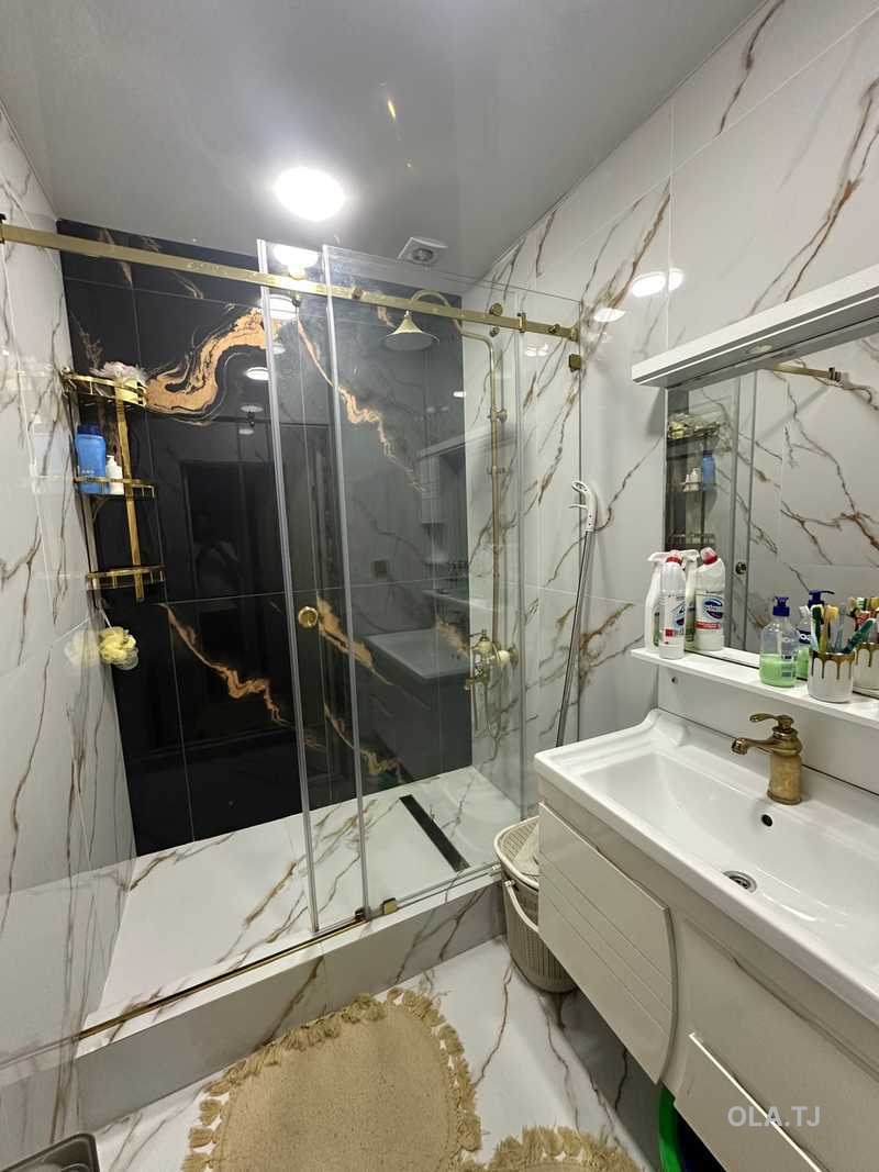 2 комнатная квартира, 13 этаж, 65 м²