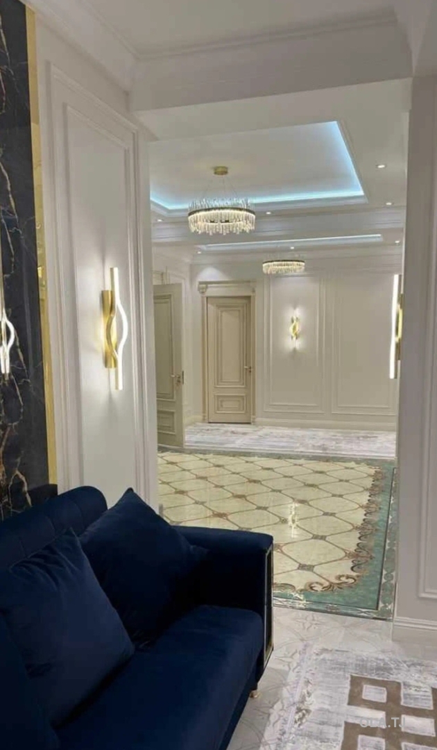 6 комнатная квартира, 5 этаж, 260 м²