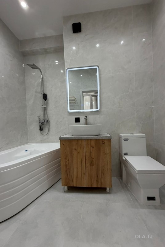 3 комнатная квартира, 9 этаж, 114 м²