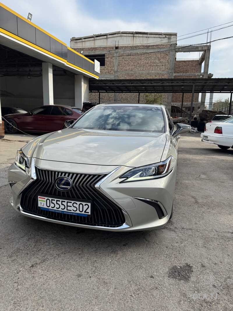 Lexus ES,  2018