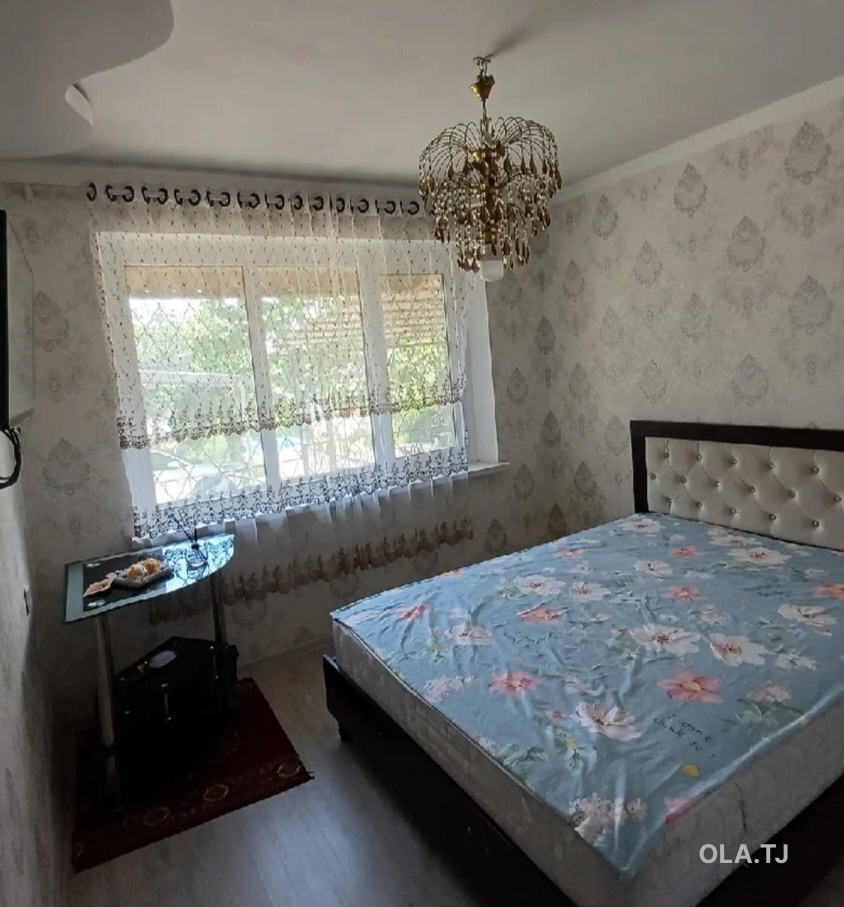 Комната в 2 комнатной квартире, 1/,