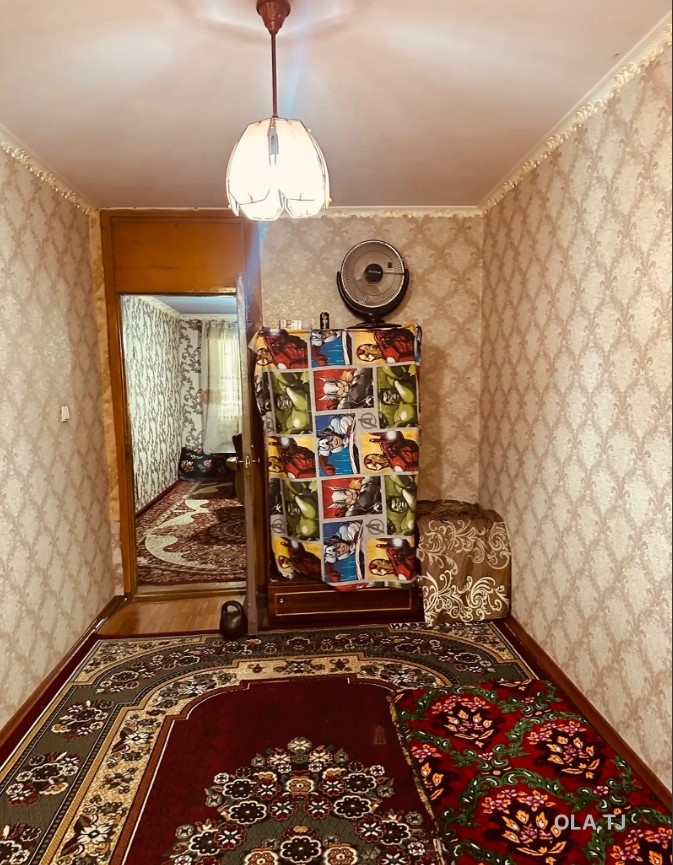 Комната в 3 комнатной квартире, 1/,