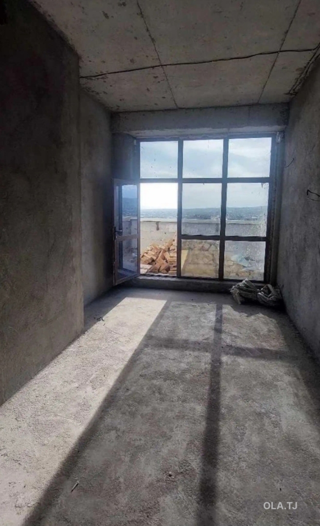 3 комнатная квартира, 14 этаж, 101 м²