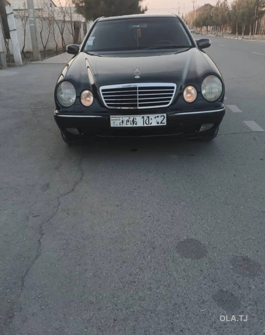 Mercedes-Benz E-Класс,  2000