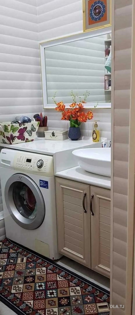 2 комнатная квартира, 9 этаж, 64 м²