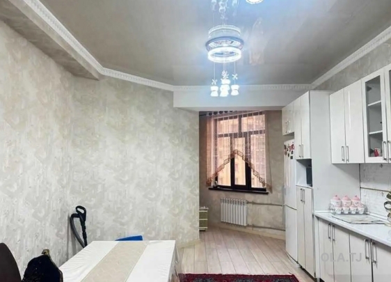 3 комнатная квартира, 9 этаж, 133 м²