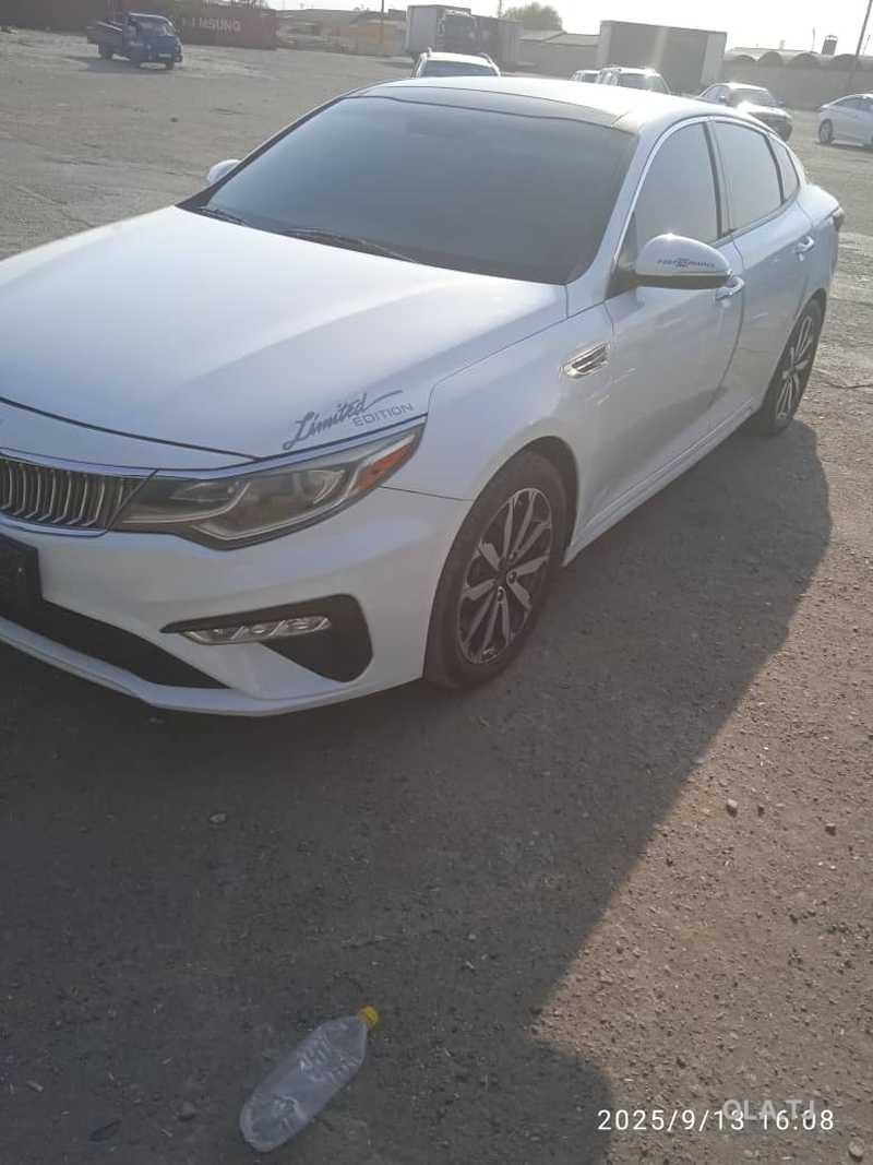 Kia Optima,  2018