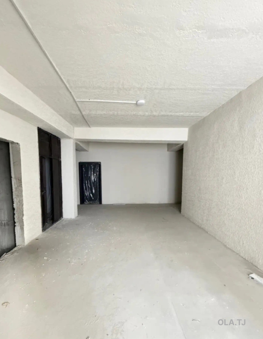 4 комнатная квартира, 7, 144 м²