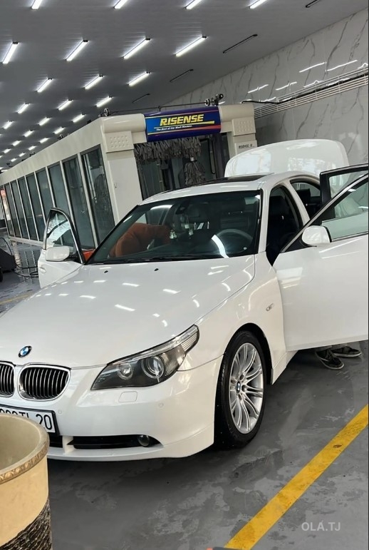 BMW 5 серия,  2004