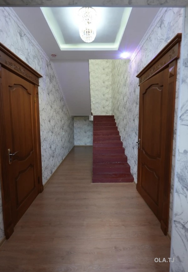 , 5 комнат, 2 эт