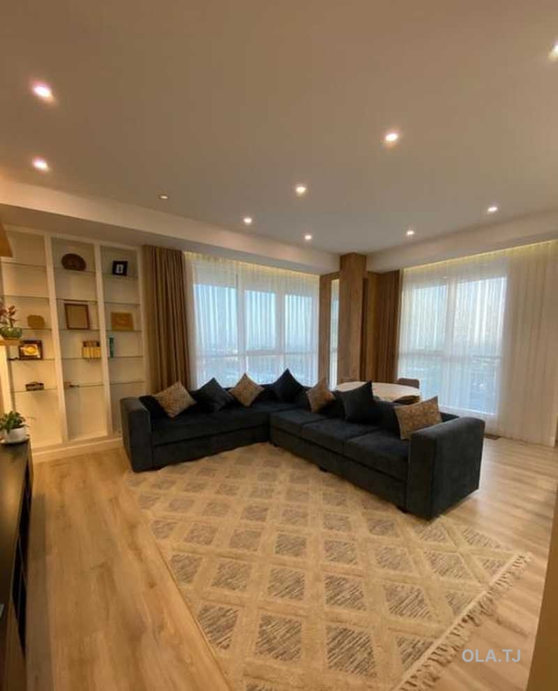 3 комнатная квартира, 14 этаж, 100 м²