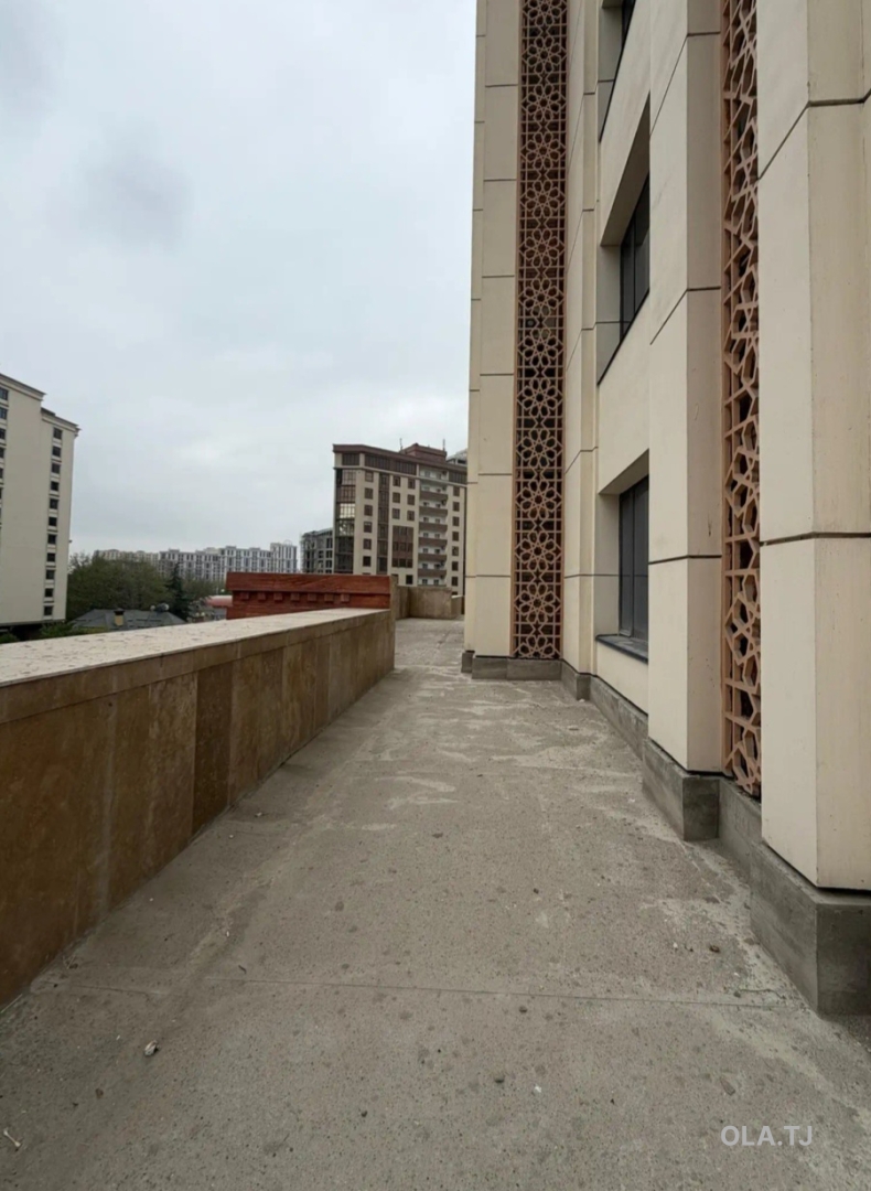 6 комнатная квартира, 4 этаж, 417 м²