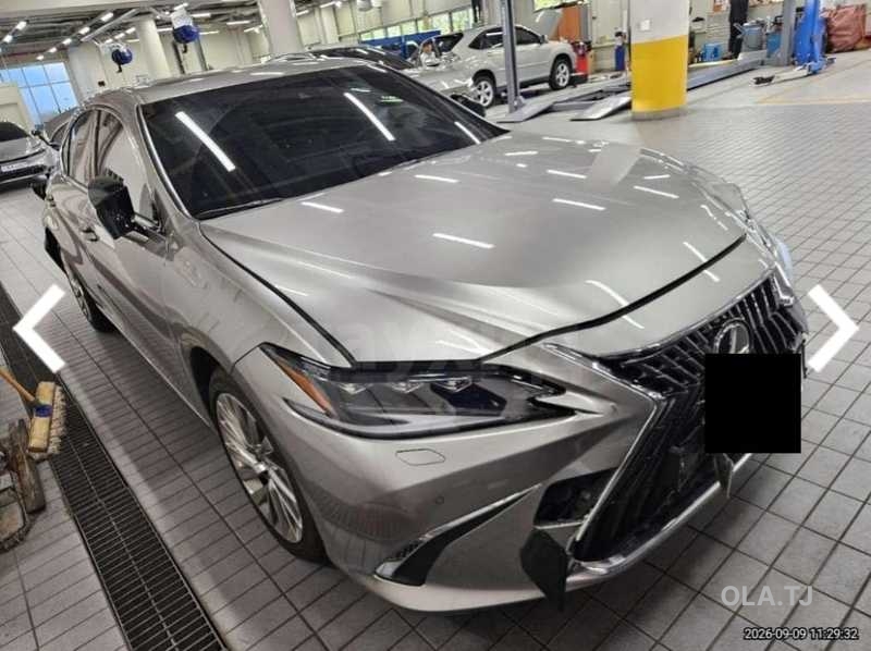 Lexus ES,  2024