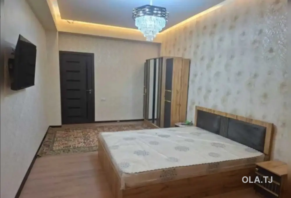 3 комнатная квартира, 8 этаж, 82 м²