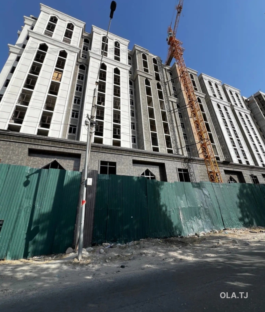 3 комнатная квартира, 10 этаж, 105 м²