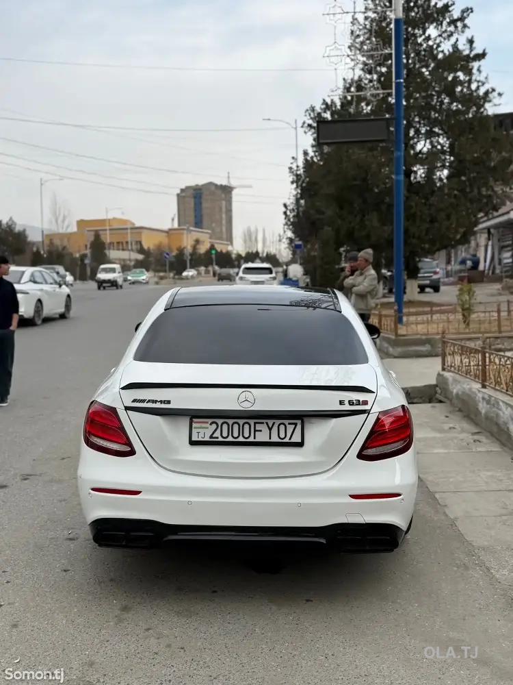 Mercedes-Benz E-Класс,  2018