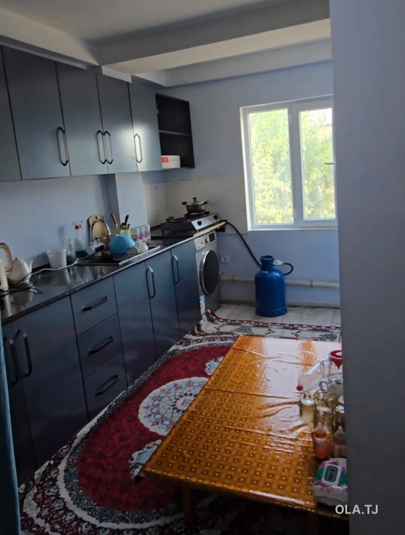 2 комнатная квартира, 2 этаж, 60 м²