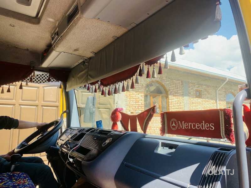 Бортовой грузовик Mercedes-Benz Atego 1328, 2000