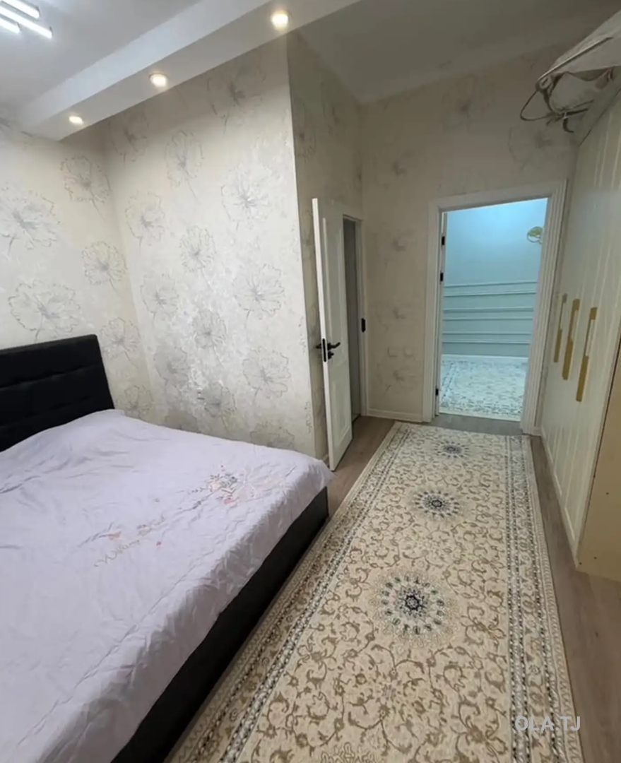 3 комнатная квартира, 5 этаж, 130 м²