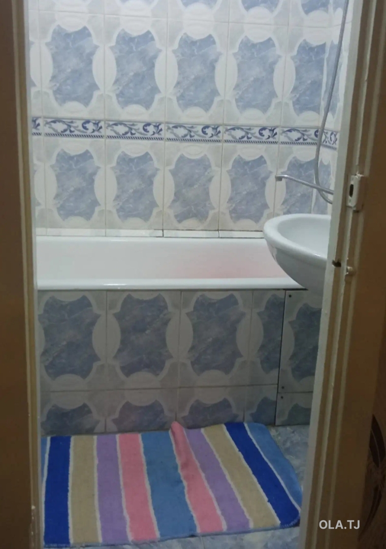 4 комнатная квартира, 2, 80 м²