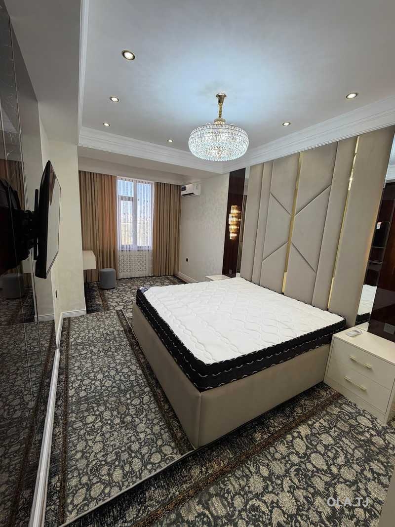 3 комнатная квартира, 9 этаж, 120 м²