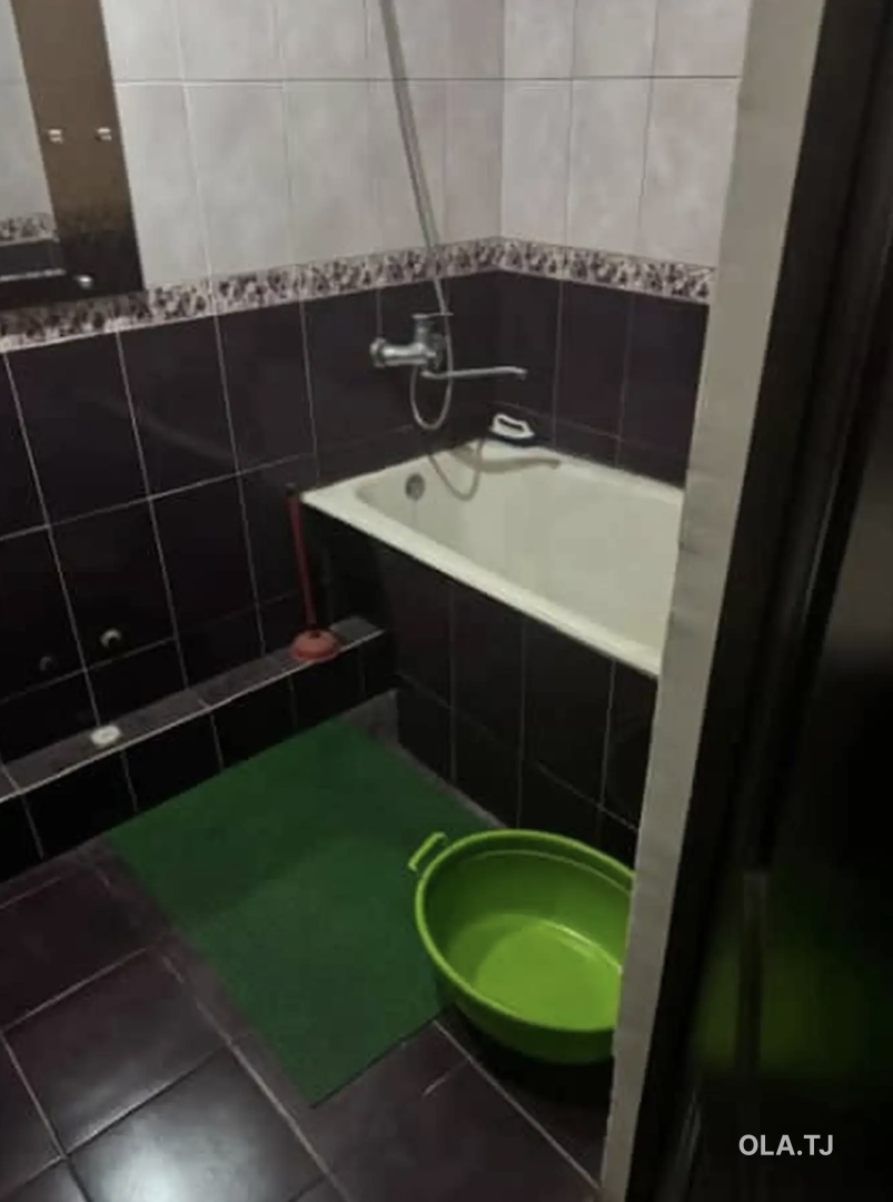 3 комнатная квартира, 2 этаж, 72 м²